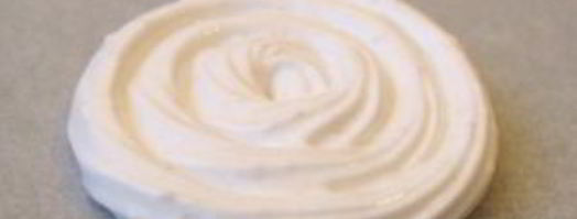 безе с кремом и фруктами. Шаг 5