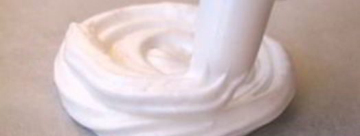 безе с кремом и фруктами. Шаг 6