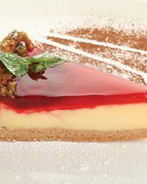 Клубничный чизкейк с безе