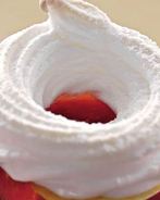 Нектарины с безе