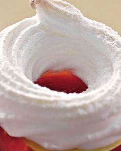 Нектарины с безе