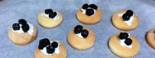 печенья-безе с черной смородиной. Шаг 8