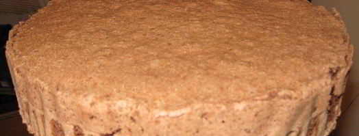 шоколадный бисквит с безе, крем с ноткой мокко. Шаг 8