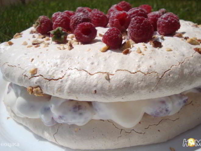 Рецепт торта-безе с творожно-малиновой начинкой