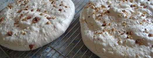 торт-безе с творожно-малиновой начинкой. Шаг 8