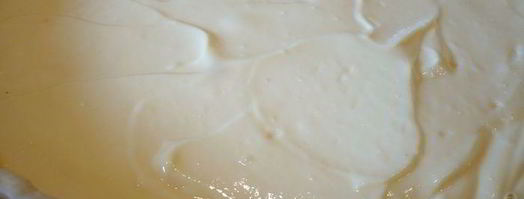 творожный десерт с пудингом и вишневым безе чизкейк. Шаг 7