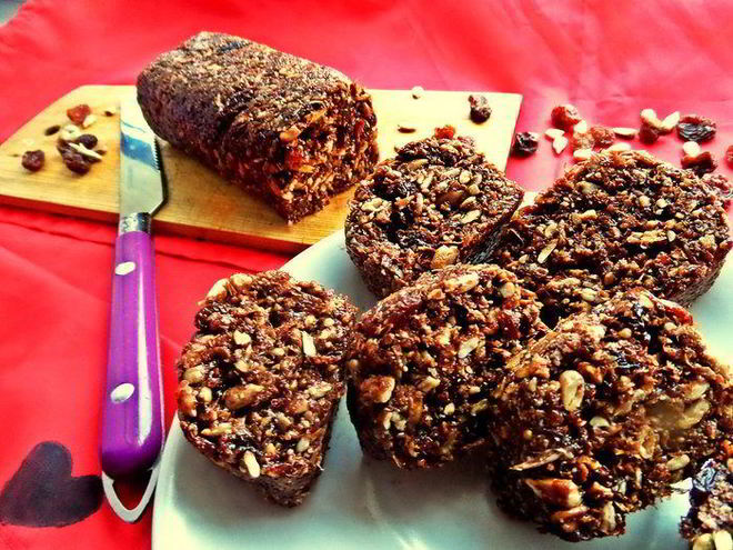 Рецепт халвы шоколадной с отрубями и семечками