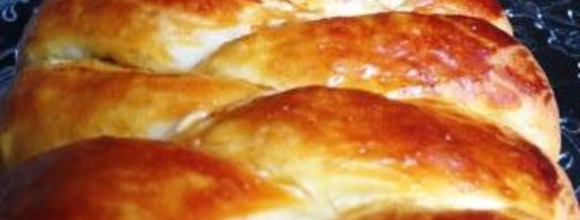 коса с целой плиткой шоколада, халвой и бананом. Шаг 13