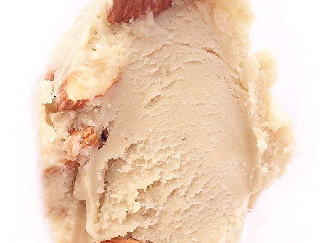 Рецепт мороженого с халвой и миндалем