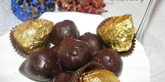 Конфеты Клубника в шоколаде