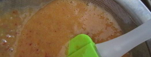 персиковый мармелад и шоколадно-мармеладные конфеты. Шаг 4