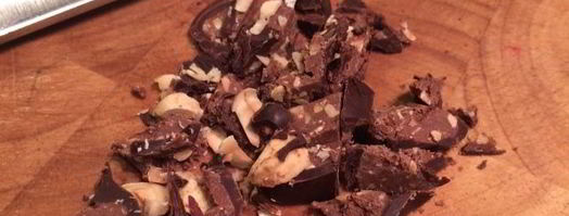 шоколадное джелато с фундуком и конфетами бачио. Шаг 4