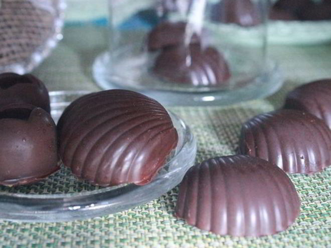 Рецепт шоколадных конфет с нутом и цукатами