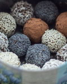 Веганские конфеты из сухофруктов