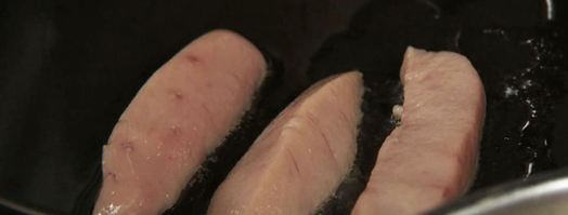 бараньи тестикулы с карамелизованным луком и кремом из кураги. Шаг 4