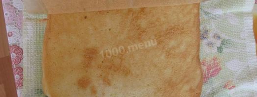 бисквитный рулет с кофейной начинкой и банановым кремом. Шаг 14