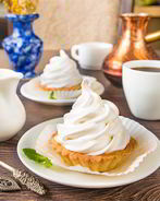 Корзиночки с белковым кремом