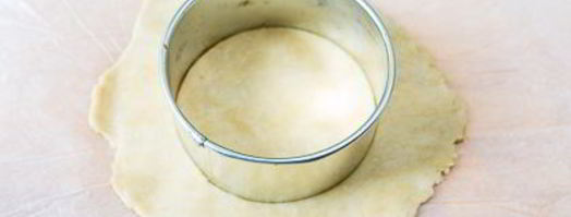 корзиночки с белковым кремом. Шаг 7