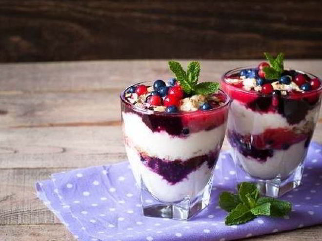 Рецепт крема из черники с ванильным соусом