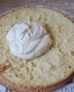 Крем из маскарпоне и сгущенки