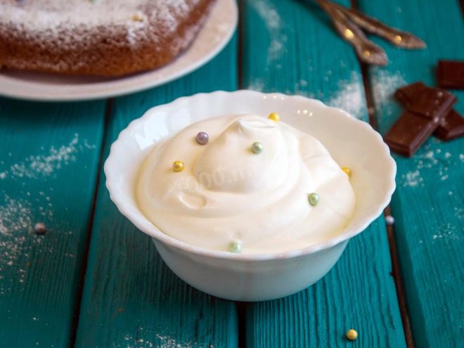 Рецепт крема взбитые сливки с сахарной пудрой