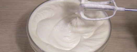 крем взбитые сливки с сахарной пудрой. Шаг 5