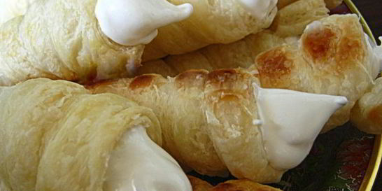 Слоеные трубочки с белковым кремом