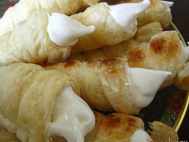 Рецепт слоеных трубочек с белковым кремом