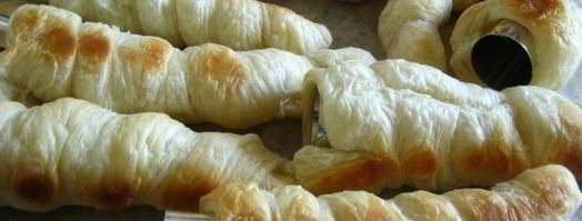 слоеные трубочки с белковым кремом. Шаг 5