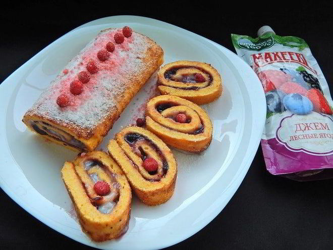 Рецепт тыквенного рулета с джемом и кремом