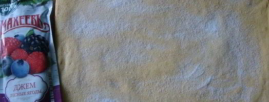 тыквенный рулет с джемом и кремом. Шаг 8