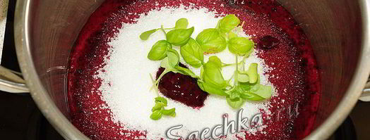 мармелад из черной смородины с базиликом. Шаг 3