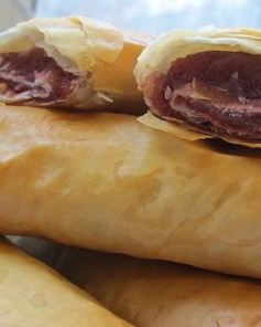 Рулетики из теста фило с мармеладом