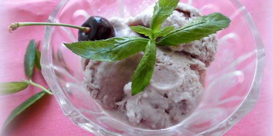 Черешневое мороженое