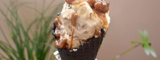 карамельное мороженое с карамельными орешками. Шаг 15