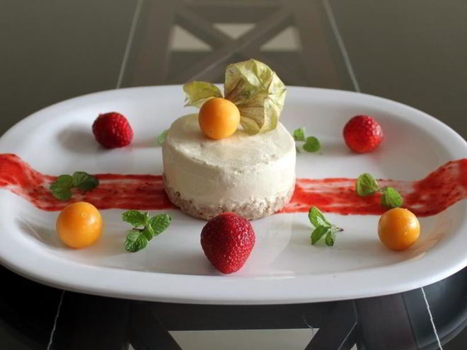 Рецепт мороженого-чизкейка с ягодным кули