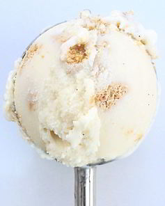 Овсяное мороженое с ванилью и крошкой овсяного печенья