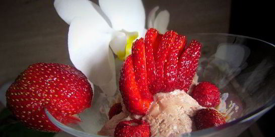 Шоколадно-миндальное мороженое