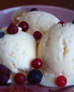 Сливочное мороженое с белым шоколадом