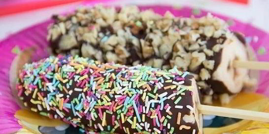 Эскимо из банана в шоколаде