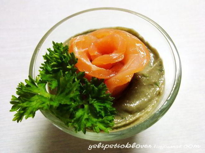 Рецепт мусса из авокадо с форелью