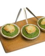 Мусс из шпината с кремом из пармезана