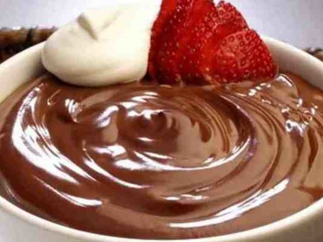 Рецепт простого шоколадного мусса на десерт