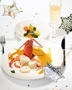 Рыбный мусс с мясом и соусом из лобстера