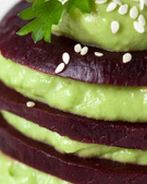 Свекла с муссом из авокадо