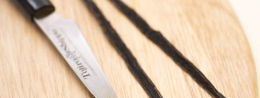 кулич с апельсиновыми цукатами и ванилью. Шаг 5