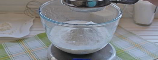 кулич с вяленой вишней и миндалем. Шаг 6