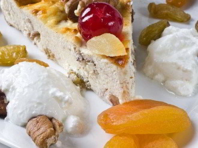 Рецепт сливочной пасхи с орехами, цукатами и цедрой