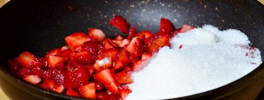 мороженое домашний клубничный щербет из йогурта. Шаг 4