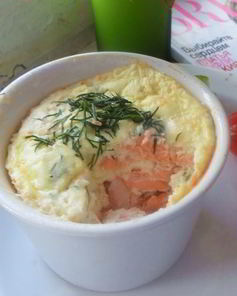 Нежнейшее суфле из форели с творожно-яичной заливкой